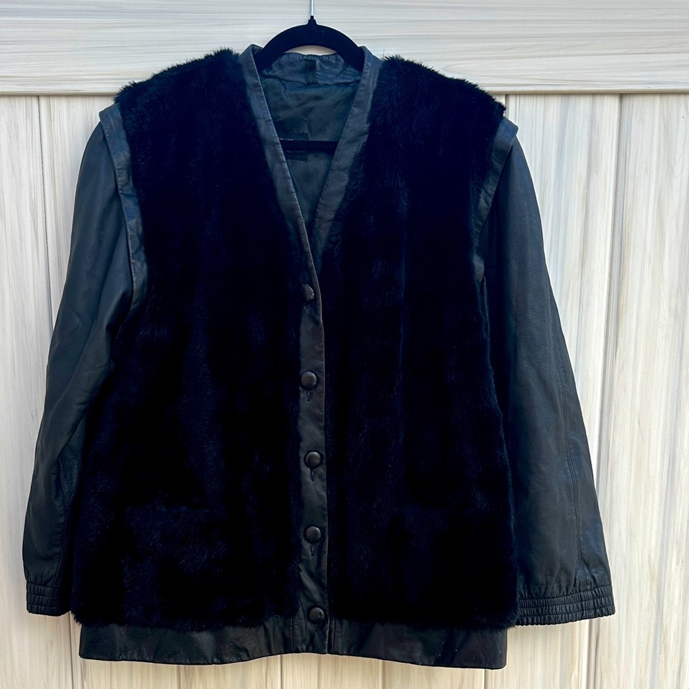 Adolph Schuman for I. Magnin Genuine Leather & Faux Fur Coat Removable Sleeves